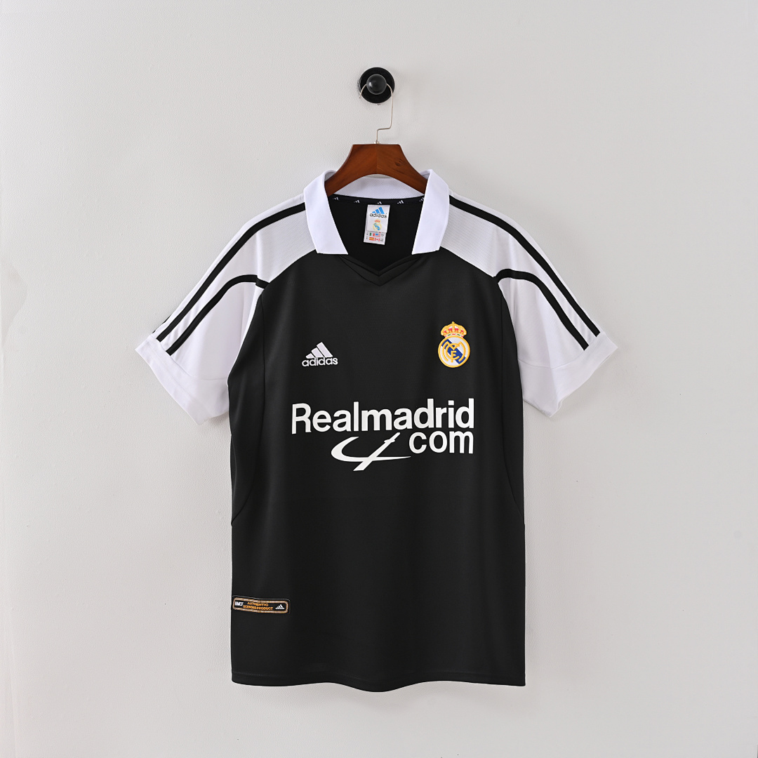 01-02 Real Madrid Local