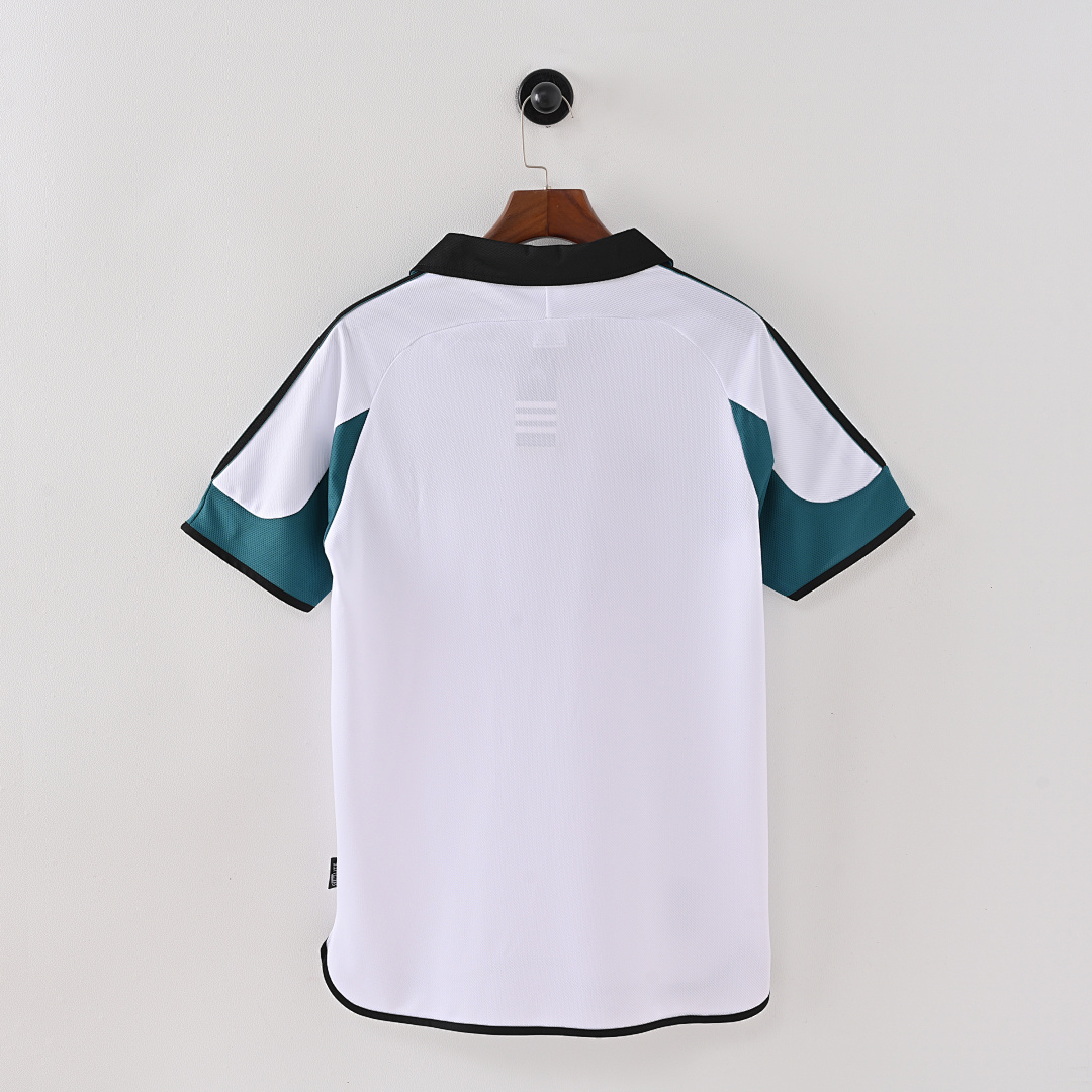 99-00 Newcastle Visitante - Imagen 3