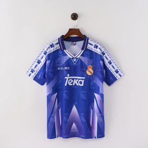 96/97 Real Madrid Local