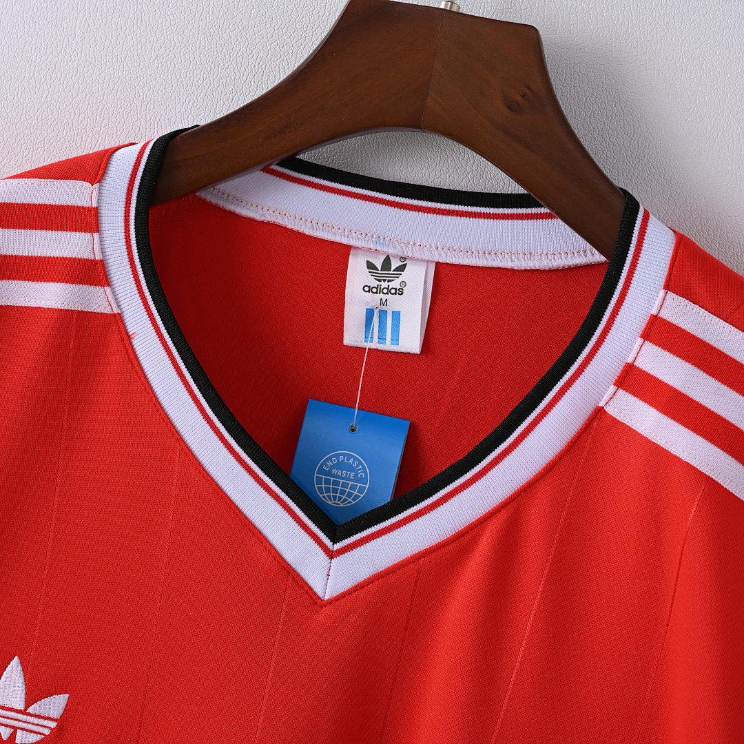 1983/1984 Manchester United Local - Imagen 13