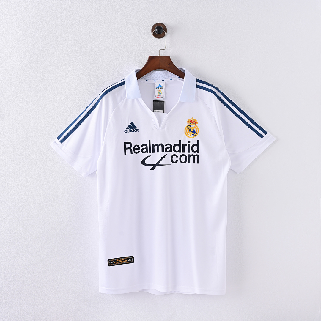 01-02 Real Madrid Local