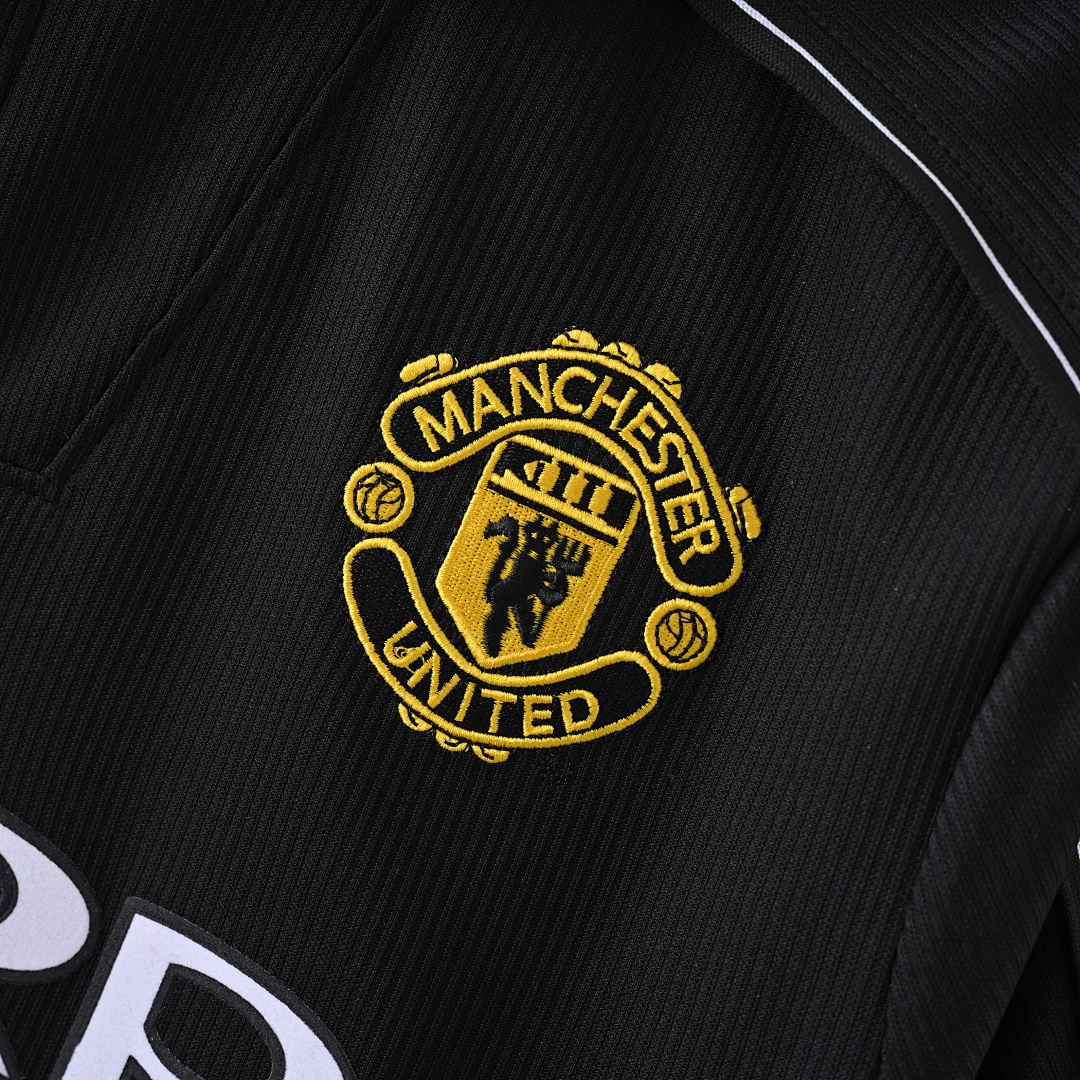 98-99 Manchester United Visitante - Imagen 4