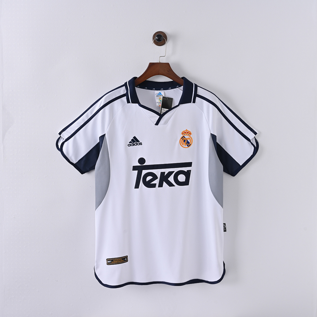 00-01 Real Madrid Local