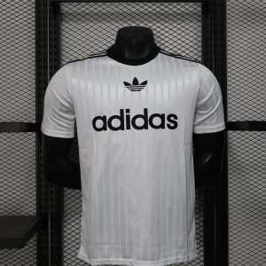 Modelo casual tres hojas Blanco