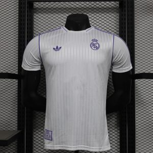 Real Madrid vintage Blanco violeta