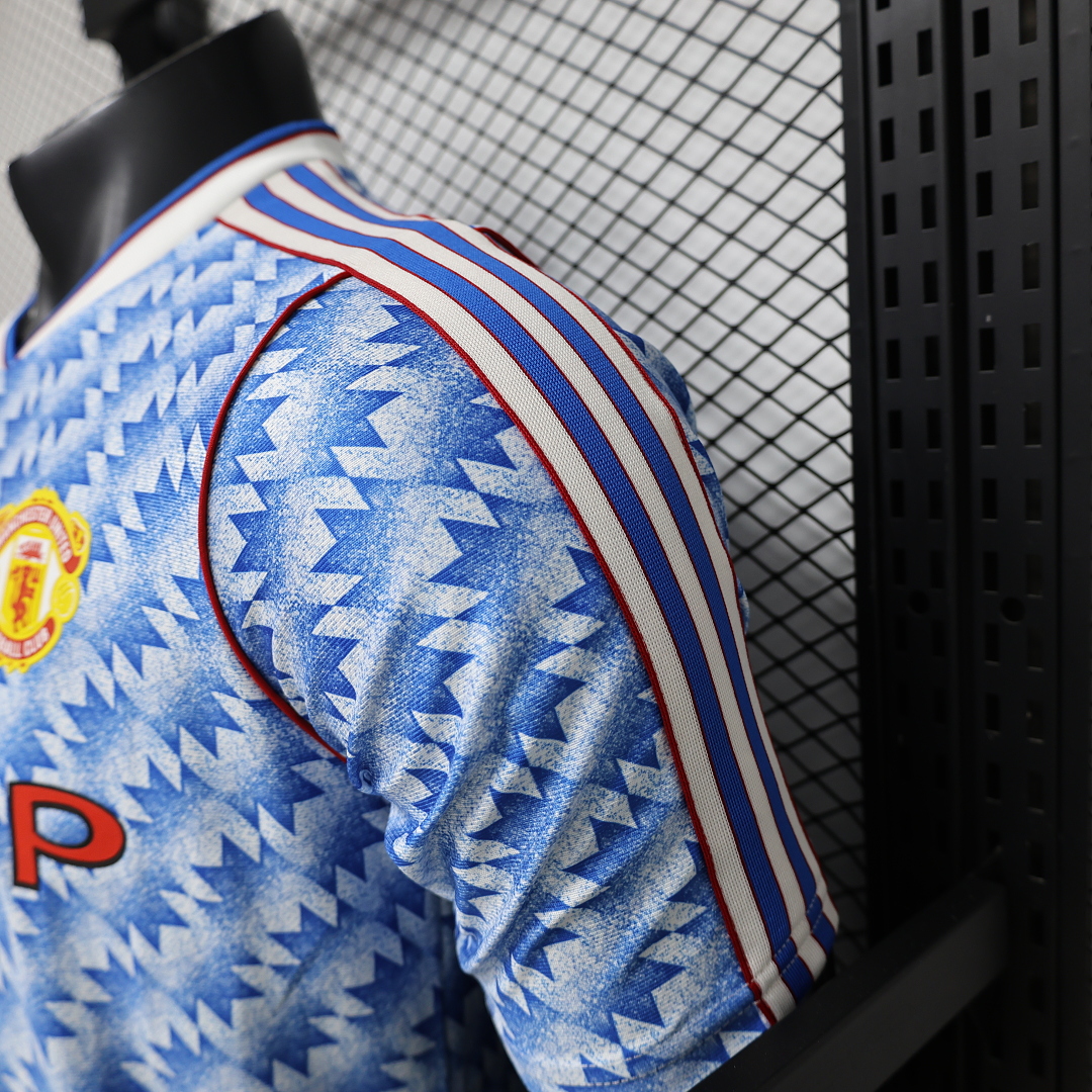 2026 Manchester United Casual Retro - Imagen 4