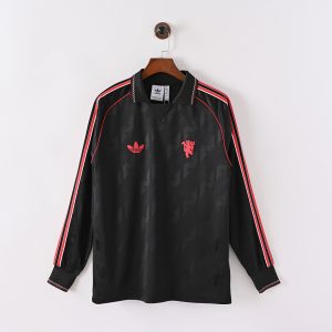 24/25 Manchester United Retro Negro