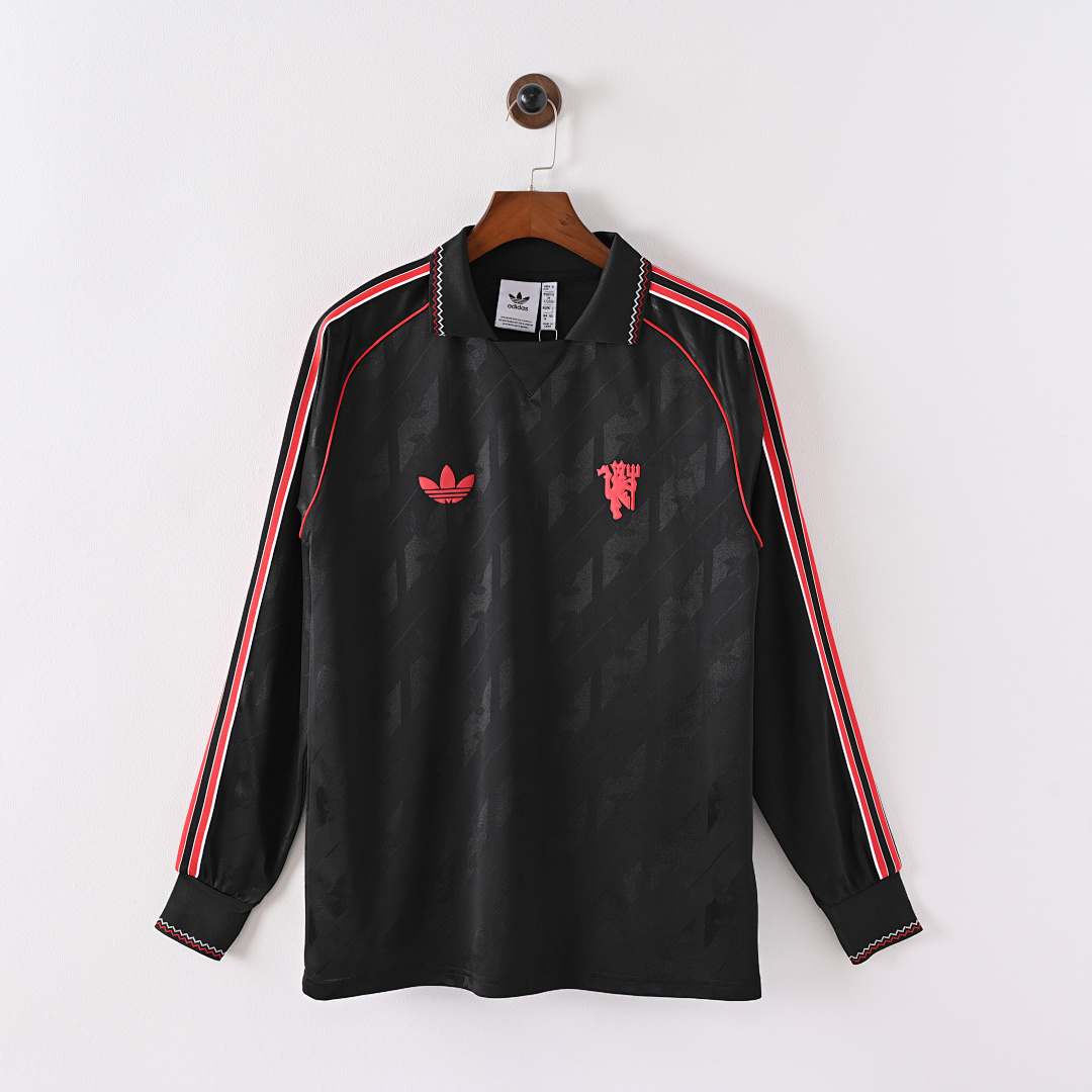 24/25 Manchester United Retro Negro