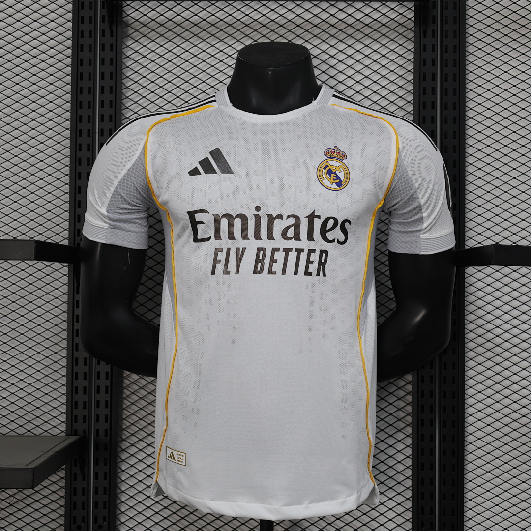 25/26 Real Madrid Local