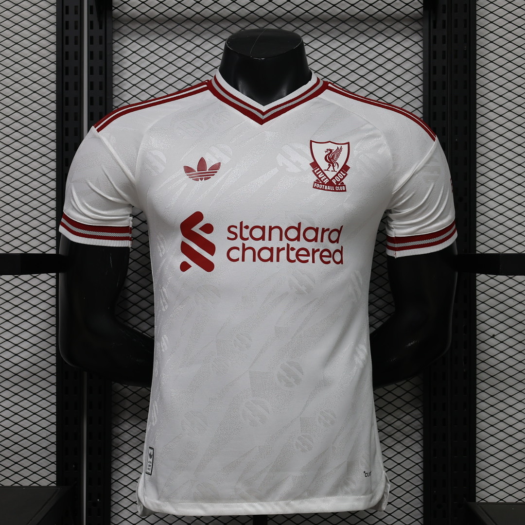 26/27 Liverpool Visitante