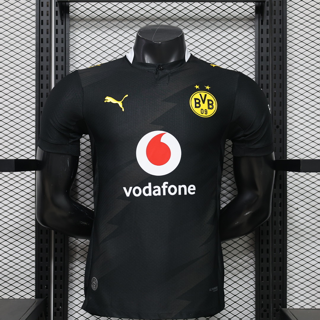 26/27 Borussia Dortmund Visitante