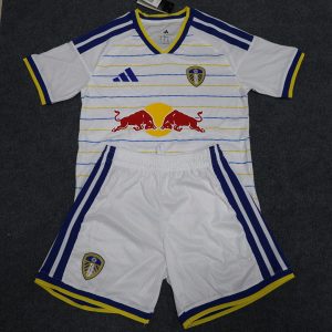 Equipación local del Leeds United 26/27
