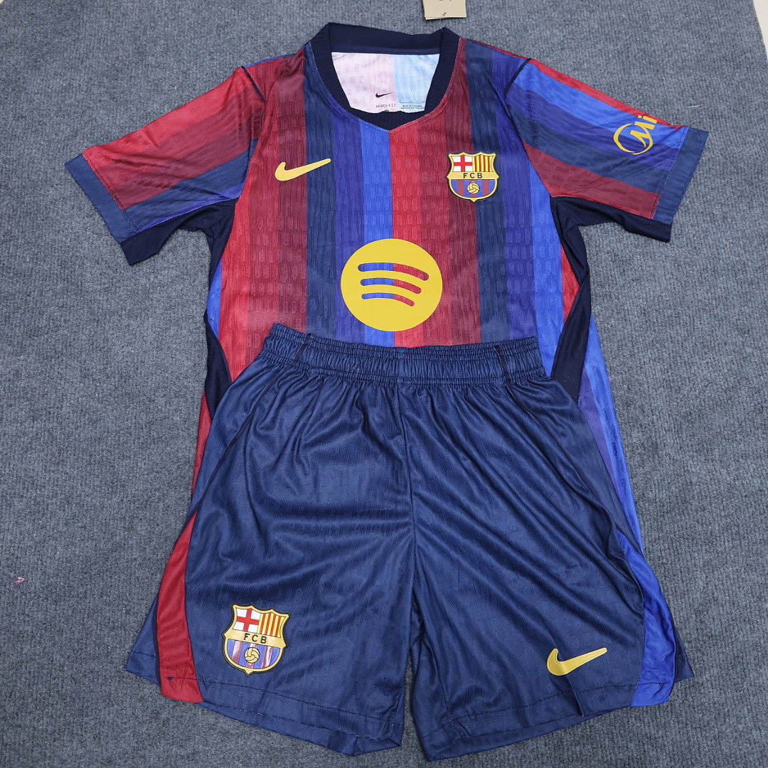 26/27 Barcelona Local Conjunto