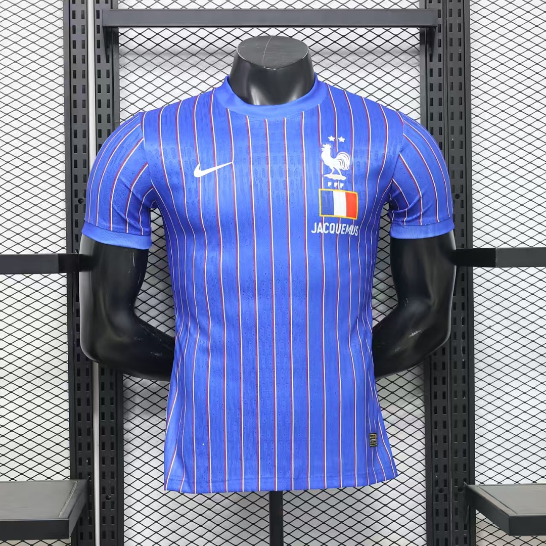 26/27 Francia Entrenamiento