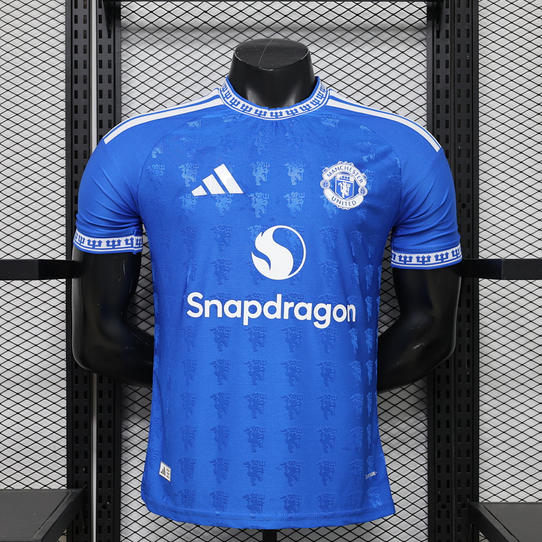Manchester United Retro