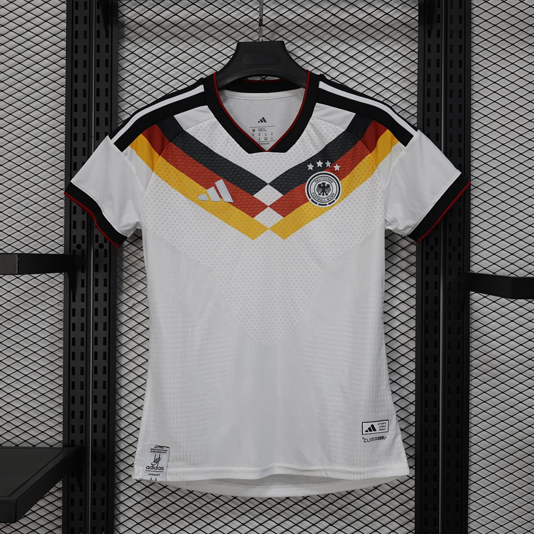 Mujer Alemania Local
