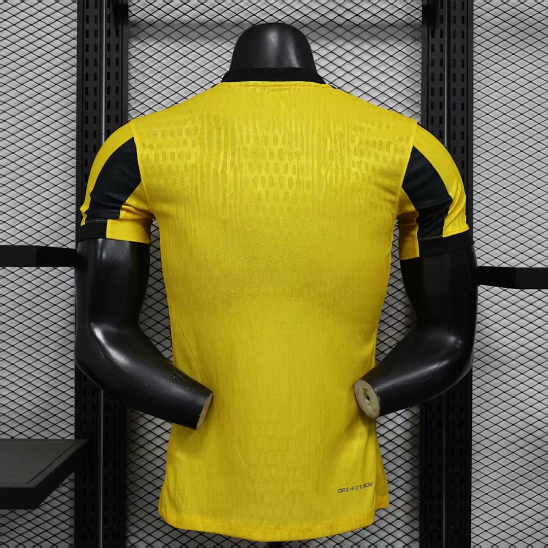 Al-Ittihad Local con publicidad - Imagen 3