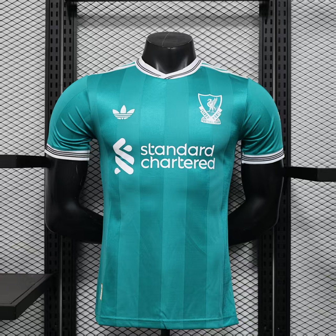 25/26 Liverpool 2 Visitante