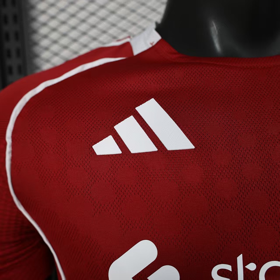 25/26 Liverpool Local - Imagen 7