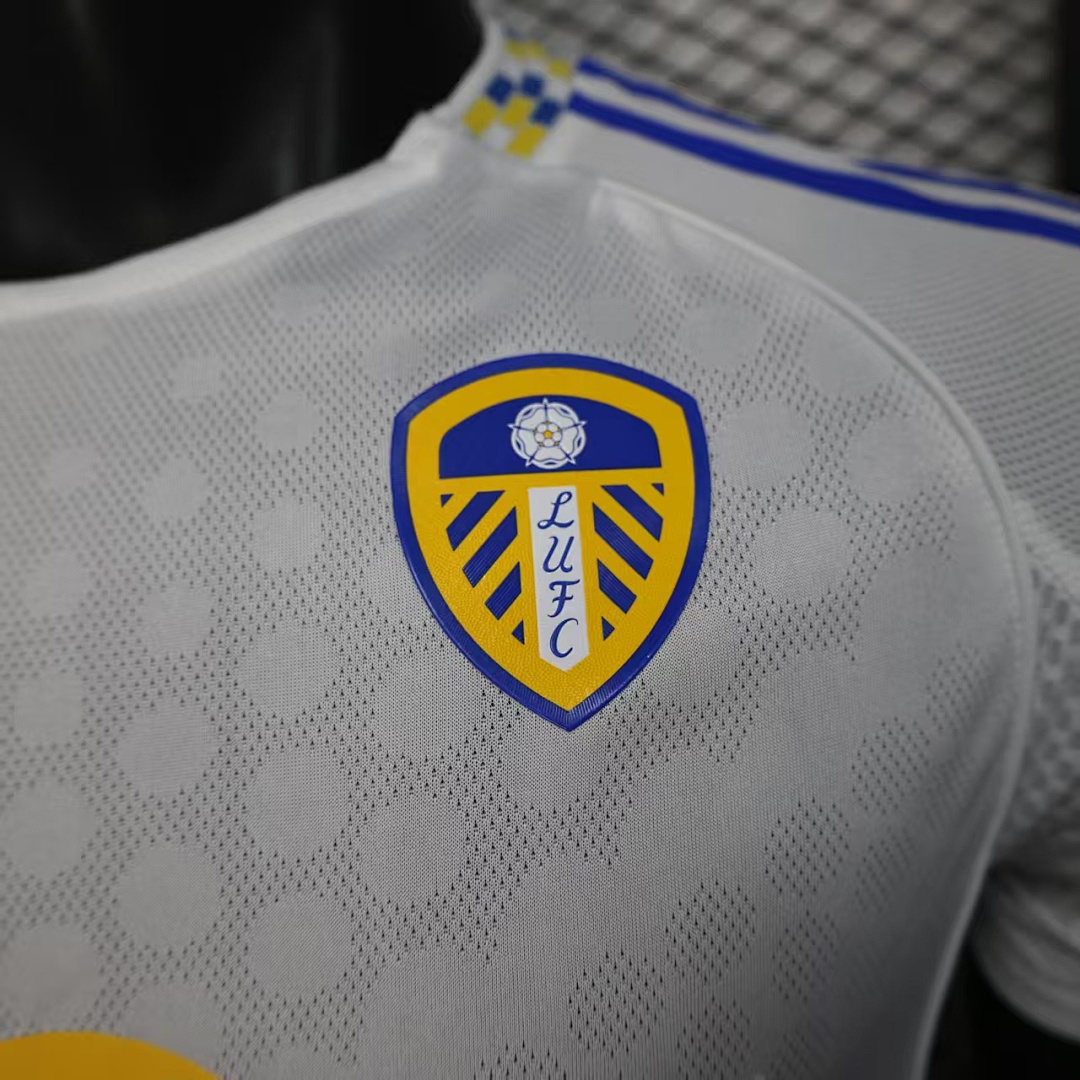 25/26 Local del Leeds United - Imagen 9