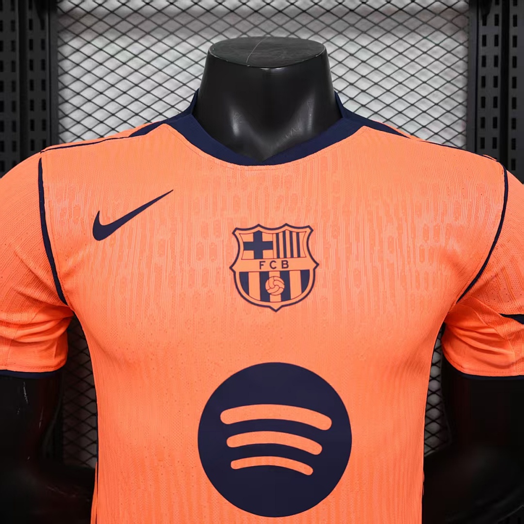 25/26 Barcelona 2 Visitante - Imagen 9