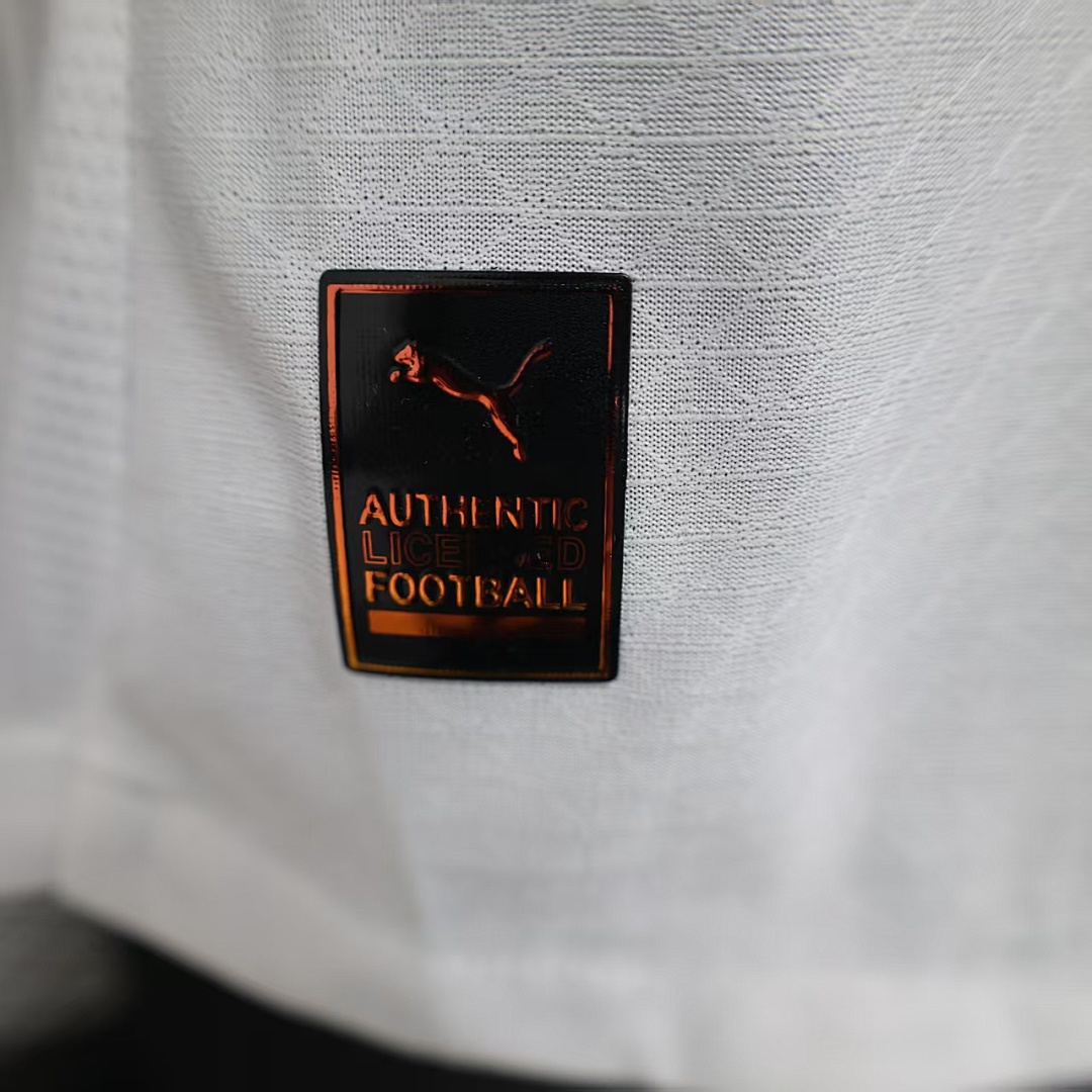 25-56 Marsella Local - Imagen 3