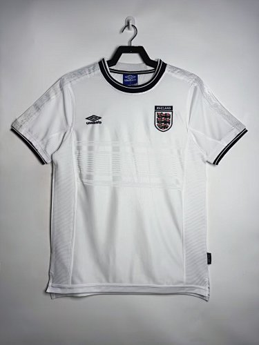 1999-01 Inglaterra Local